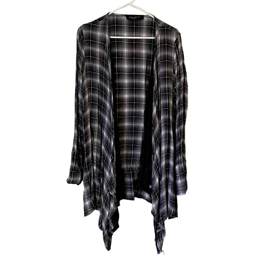 Akira Chicago Black Label black and white flannel cardigan wraparound style rayo